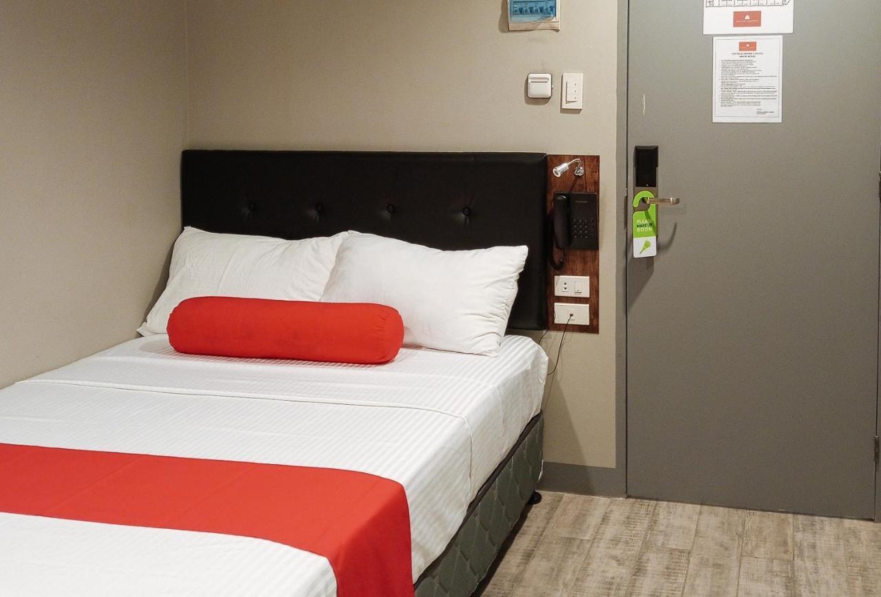 Central District Hotel Davao City Esterno foto